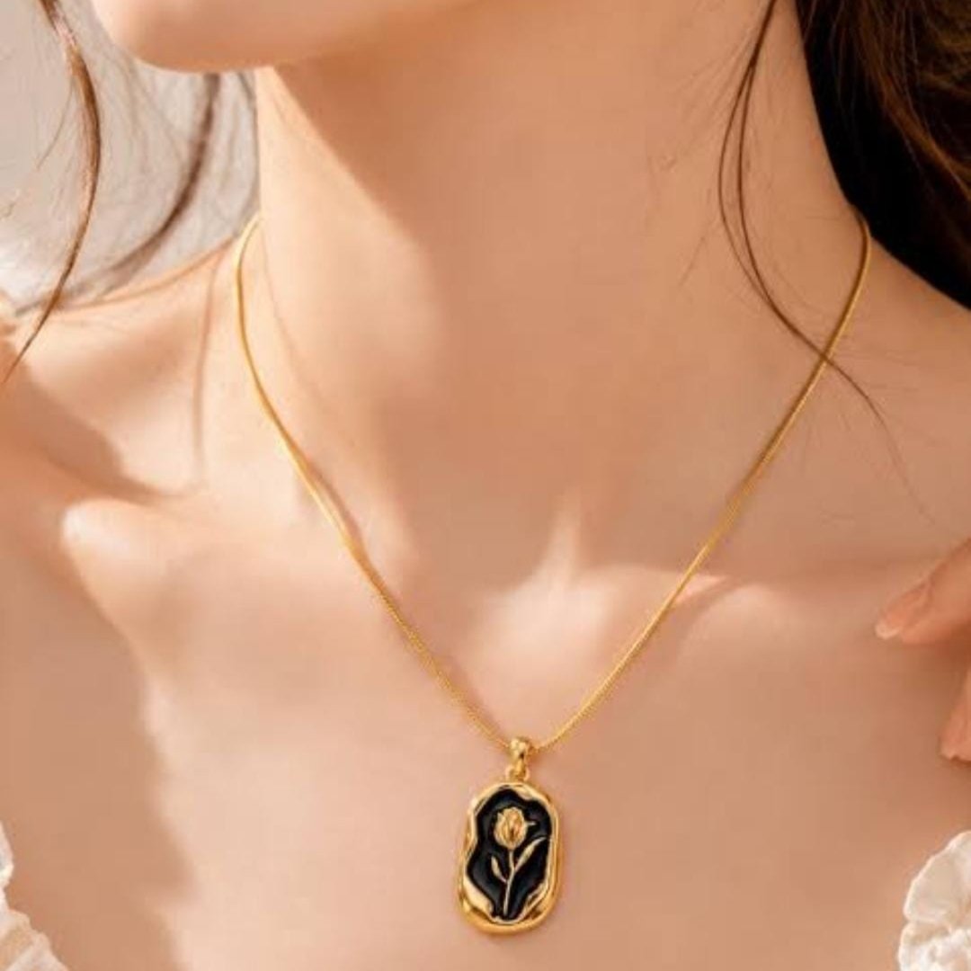 Vintage Tulip Oval Wax Seal Pendant Necklace